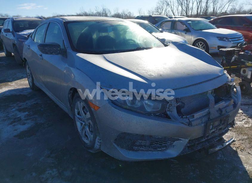 2018 Honda Civic LX (VIN 2HGFC2F59JH605827) main photo