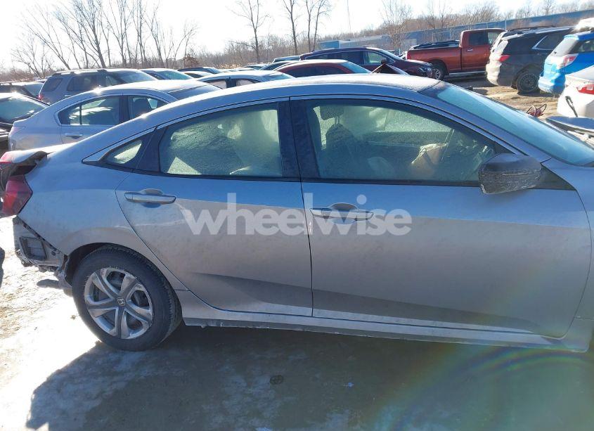 Photo 13 of 2018 Honda Civic LX (VIN 2HGFC2F59JH605827)