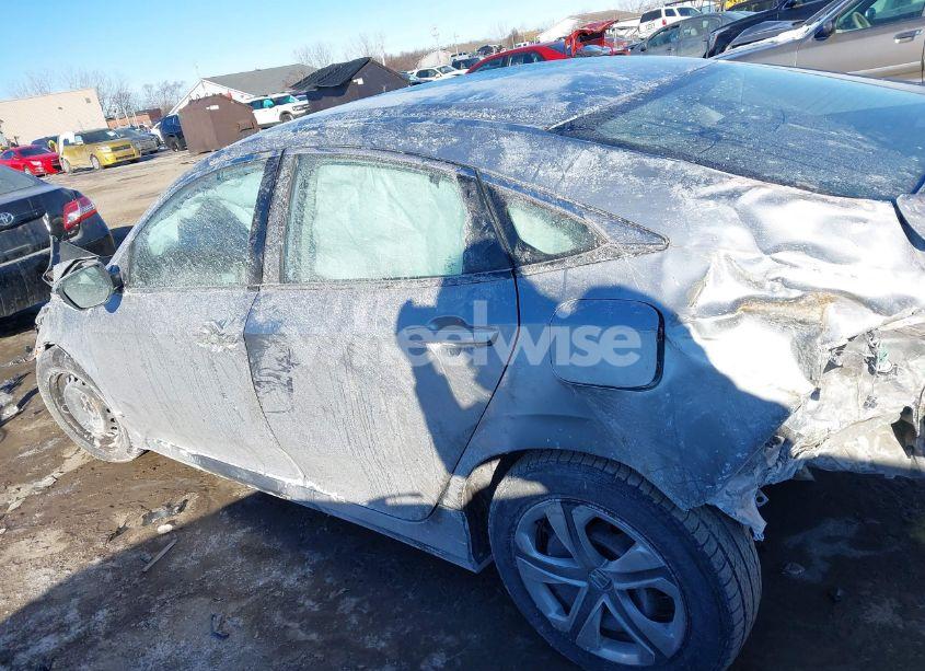 Photo 14 of 2018 Honda Civic LX (VIN 2HGFC2F59JH605827)