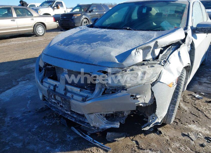 Photo 6 of 2018 Honda Civic LX (VIN 2HGFC2F59JH605827)
