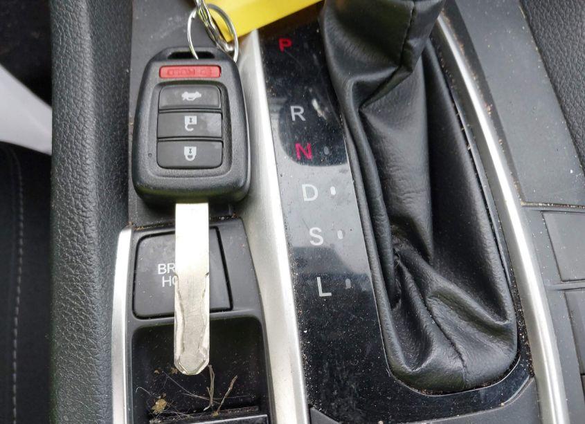 Photo 11 of 2016 Honda Civic LX (VIN 2HGFC2F5XGH511481)