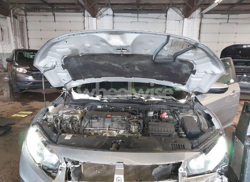 Photo 10 of 2016 Honda Civic LX (VIN 2HGFC2F5XGH532721)