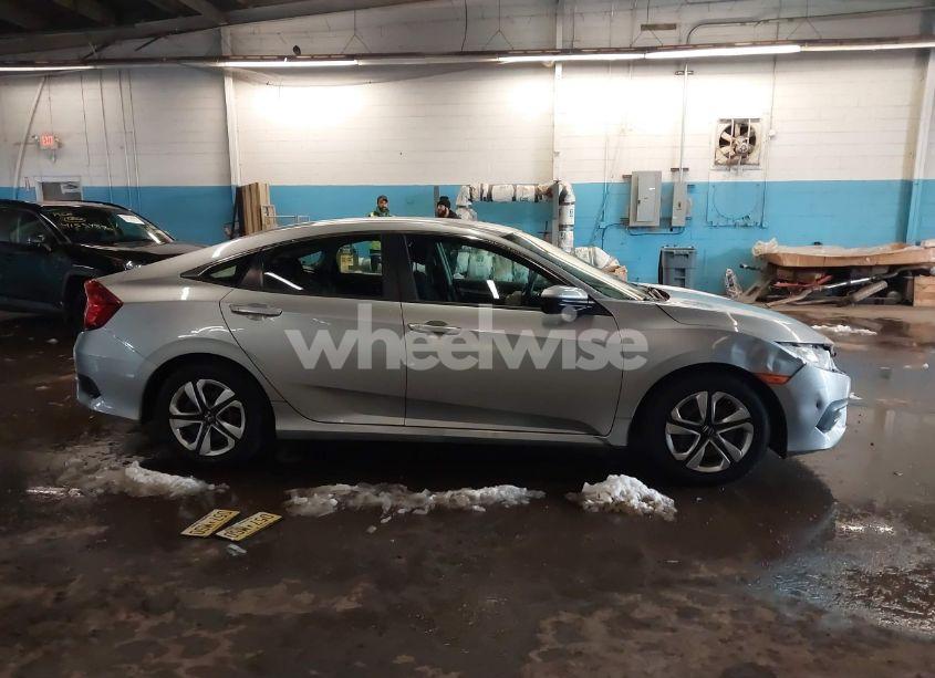 Photo 13 of 2016 Honda Civic LX (VIN 2HGFC2F5XGH532721)