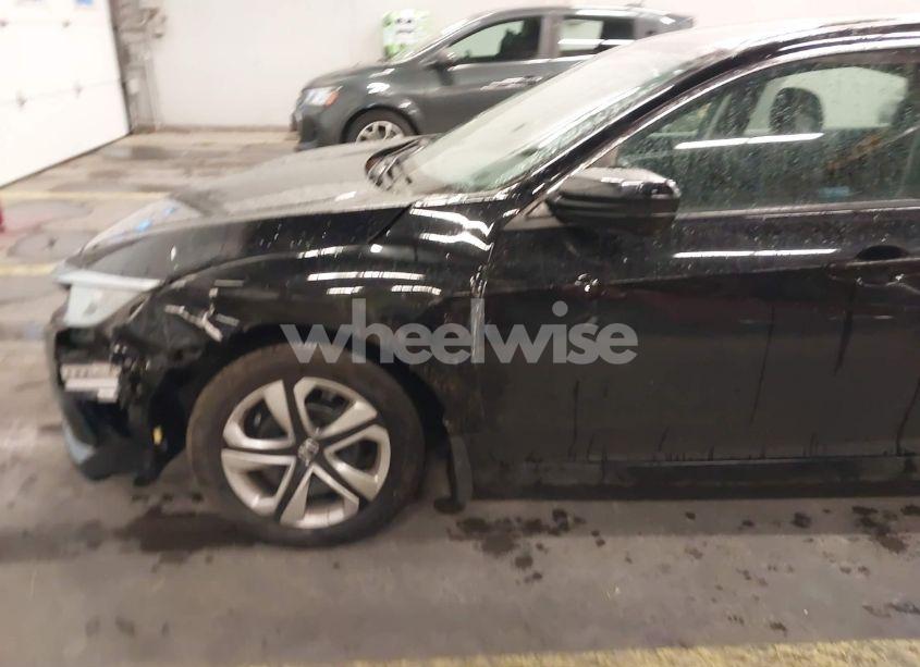 Photo 17 of 2016 Honda Civic LX (VIN 2HGFC2F5XGH568845)