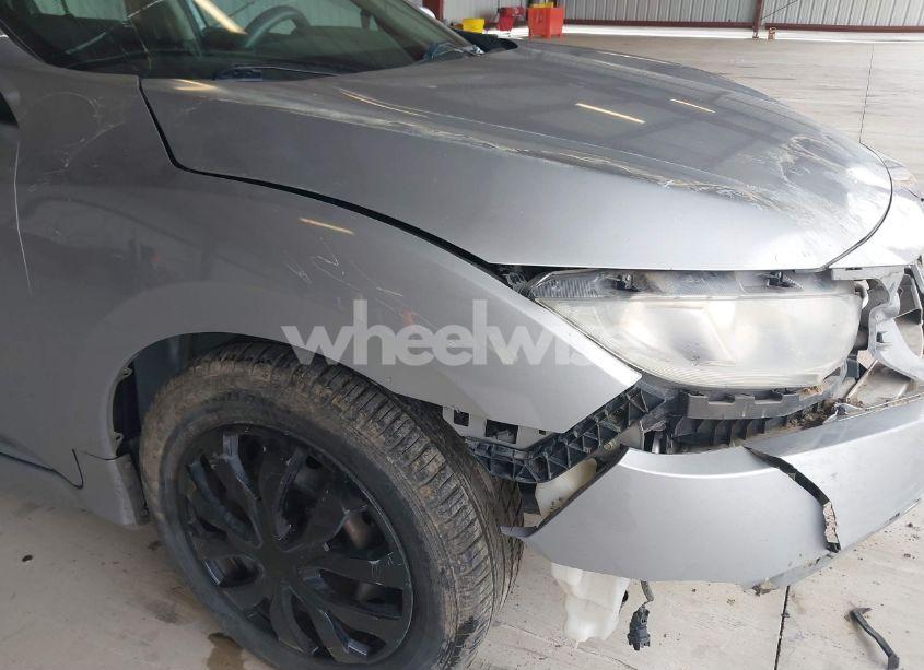 Photo 18 of 2017 Honda Civic LX (VIN 2HGFC2F5XHH506010)