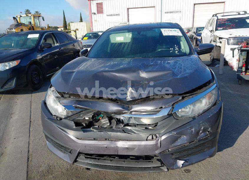 Photo 12 of 2017 Honda Civic LX (VIN 2HGFC2F5XHH520392)