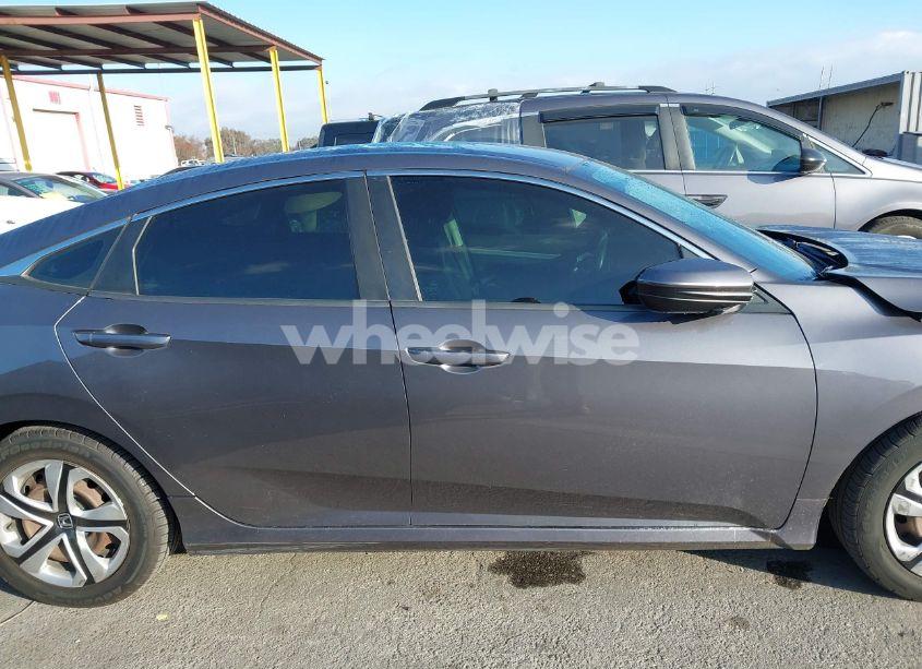 Photo 13 of 2017 Honda Civic LX (VIN 2HGFC2F5XHH520392)