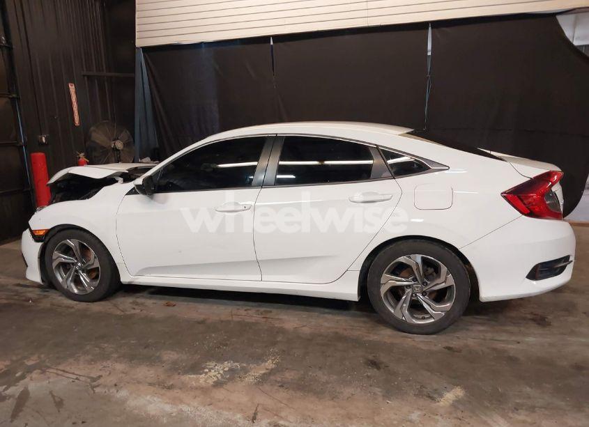 Photo 13 of 2017 Honda Civic LX (VIN 2HGFC2F5XHH524829)