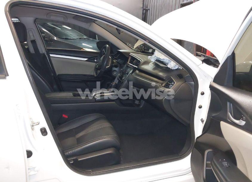 Photo 5 of 2017 Honda Civic LX (VIN 2HGFC2F5XHH524829)