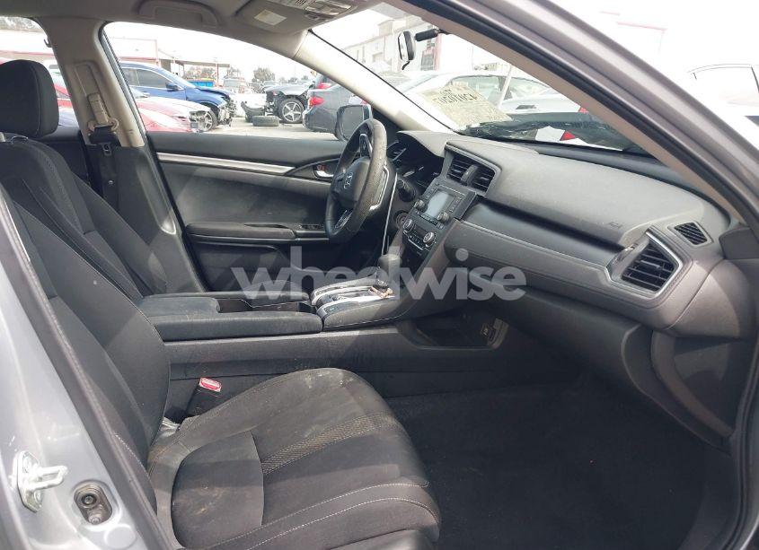 Photo 5 of 2017 Honda Civic LX (VIN 2HGFC2F5XHH562089)