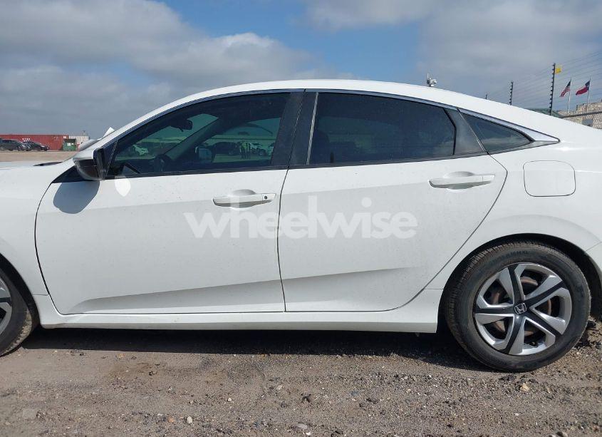 Photo 14 of 2018 Honda Civic LX (VIN 2HGFC2F5XJH502402)