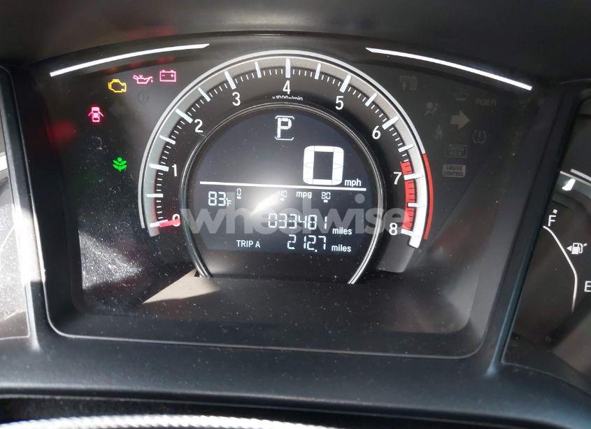 Photo 7 of 2018 Honda Civic LX (VIN 2HGFC2F5XJH502402)