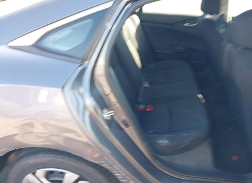 Photo 8 of 2018 Honda Civic LX (VIN 2HGFC2F5XJH518552)