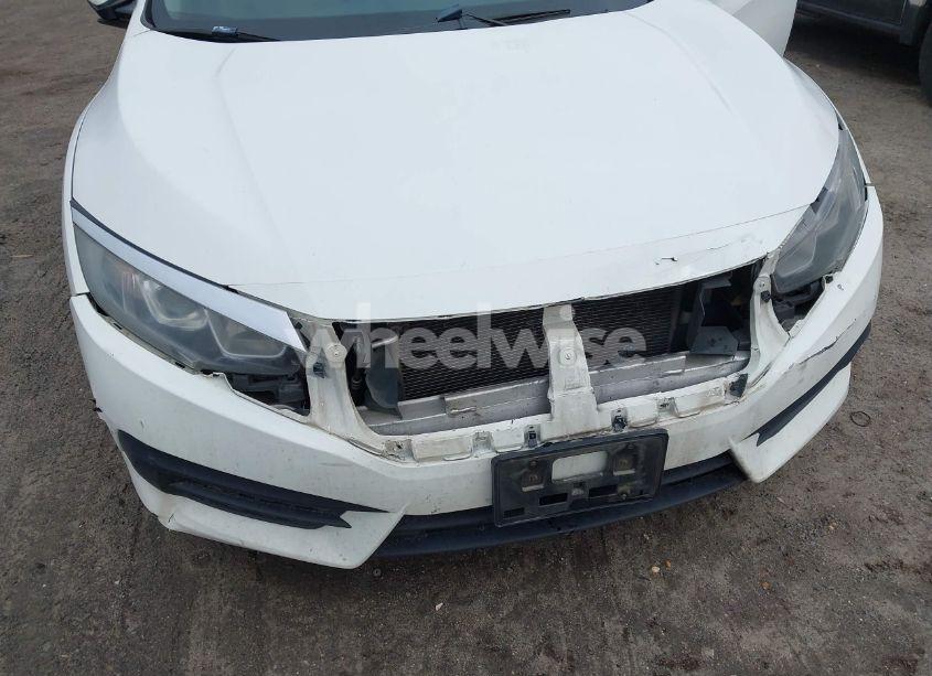 Photo 6 of 2018 Honda Civic LX (VIN 2HGFC2F5XJH540941)