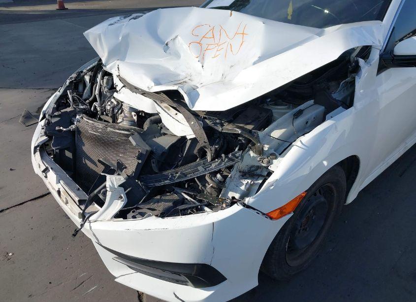 Photo 12 of 2018 Honda Civic LX (VIN 2HGFC2F5XJH541037)