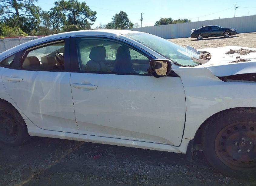 Photo 14 of 2018 Honda Civic LX (VIN 2HGFC2F5XJH553527)