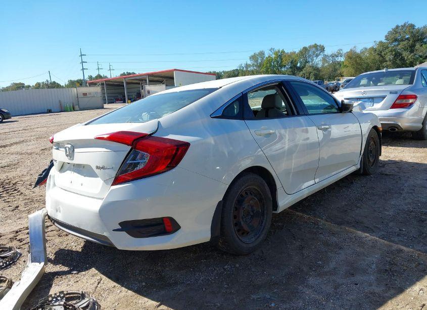 Photo 4 of 2018 Honda Civic LX (VIN 2HGFC2F5XJH553527)