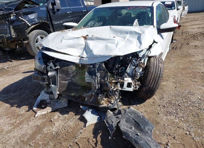 Photo 6 of 2018 Honda Civic LX (VIN 2HGFC2F5XJH553527)