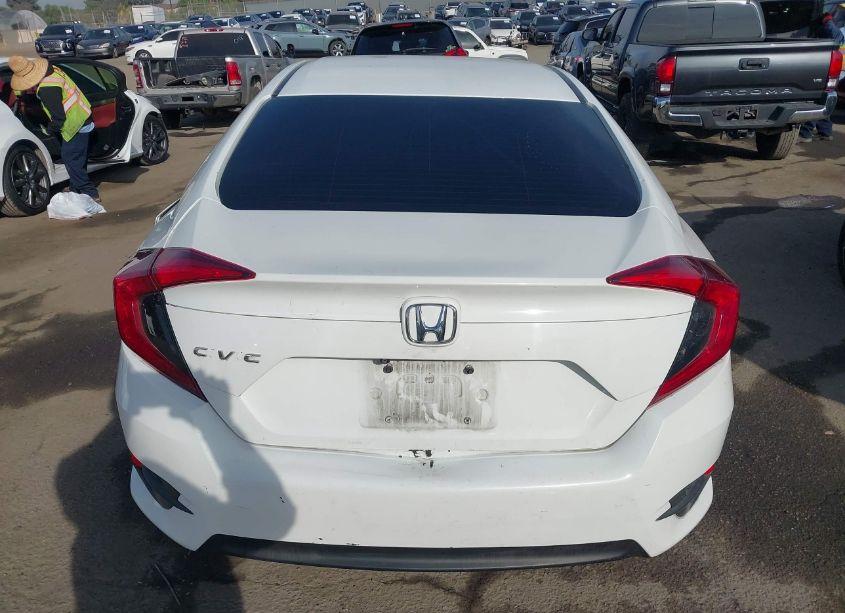 Photo 16 of 2018 Honda Civic LX (VIN 2HGFC2F5XJH555911)