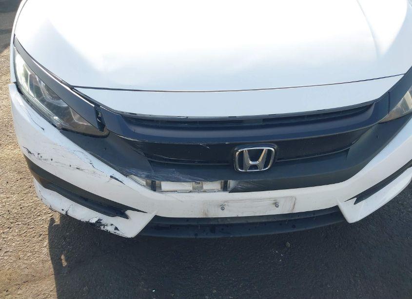 Photo 19 of 2018 Honda Civic LX (VIN 2HGFC2F5XJH555911)