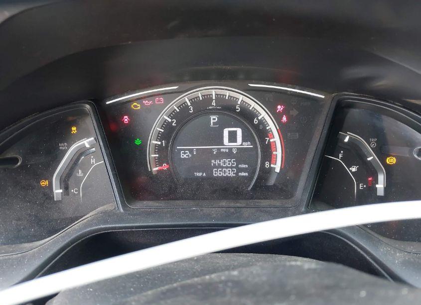 Photo 7 of 2018 Honda Civic LX (VIN 2HGFC2F5XJH555911)