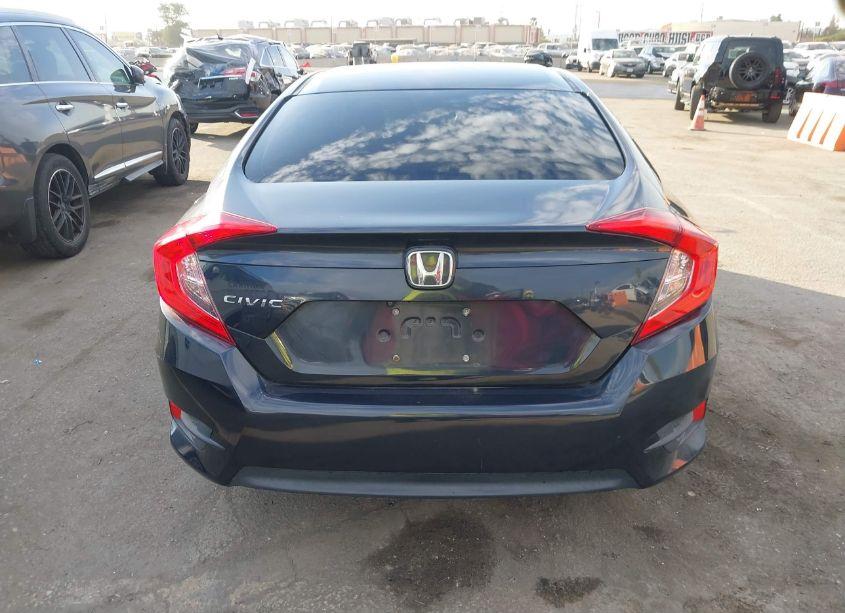 Photo 15 of 2018 Honda Civic LX (VIN 2HGFC2F5XJH559778)