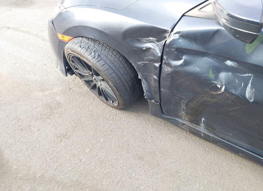 Photo 6 of 2018 Honda Civic LX (VIN 2HGFC2F5XJH559778)