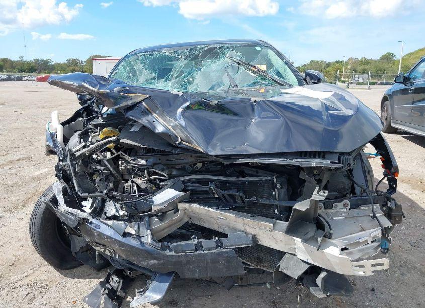 Photo 13 of 2018 Honda Civic LX (VIN 2HGFC2F5XJH564303)