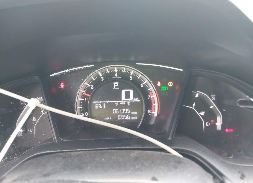 Photo 7 of 2018 Honda Civic LX (VIN 2HGFC2F5XJH582266)