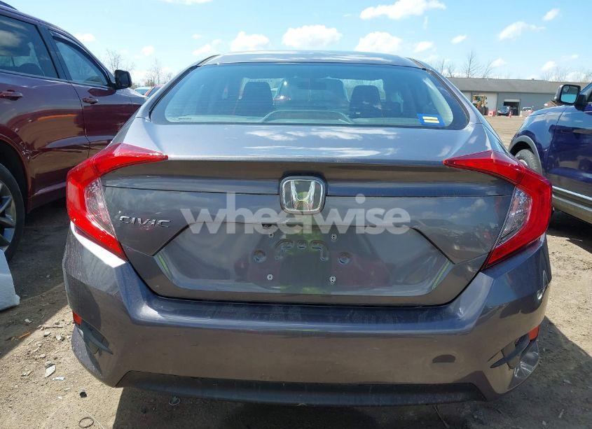 Photo 17 of 2018 Honda Civic LX (VIN 2HGFC2F5XJH586527)