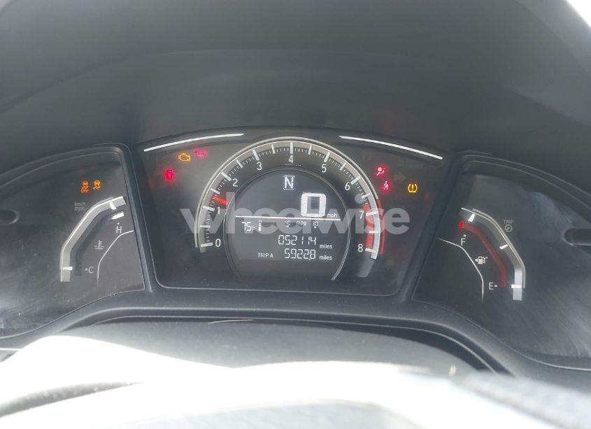 Photo 7 of 2018 Honda Civic LX (VIN 2HGFC2F5XJH586527)