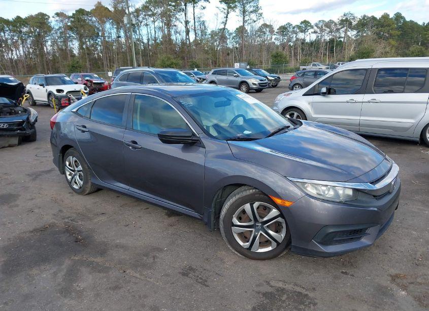 2018 Honda Civic LX (VIN 2HGFC2F5XJH593977) main photo