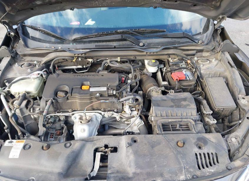 Photo 10 of 2018 Honda Civic LX (VIN 2HGFC2F5XJH593977)