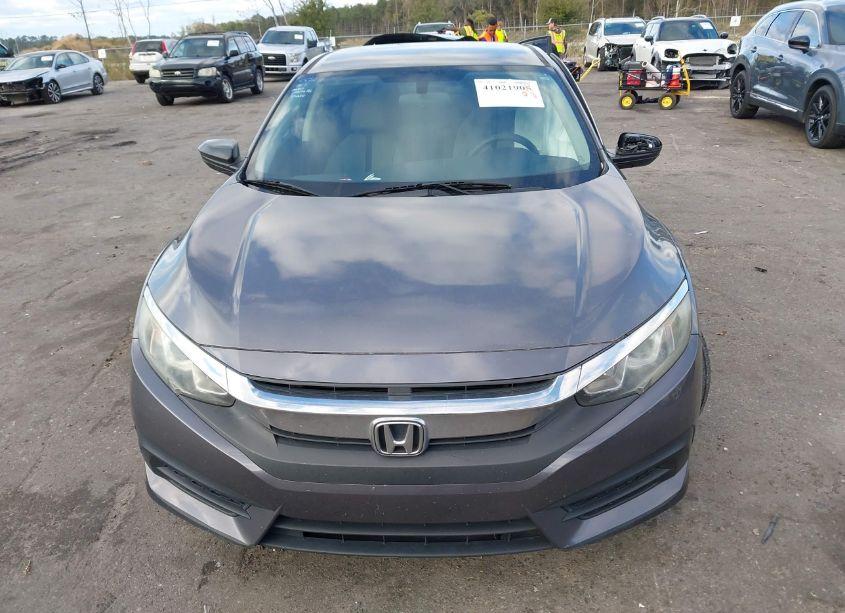 Photo 12 of 2018 Honda Civic LX (VIN 2HGFC2F5XJH593977)