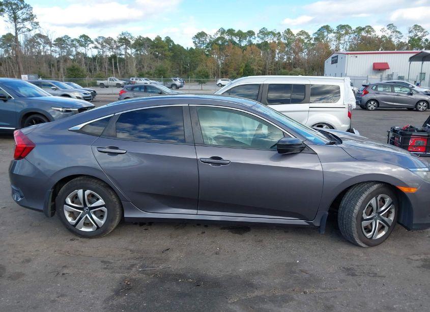 Photo 13 of 2018 Honda Civic LX (VIN 2HGFC2F5XJH593977)