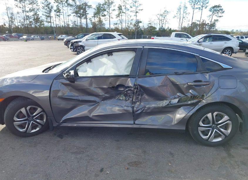 Photo 14 of 2018 Honda Civic LX (VIN 2HGFC2F5XJH593977)