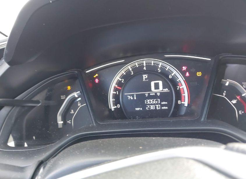 Photo 7 of 2018 Honda Civic LX (VIN 2HGFC2F5XJH593977)