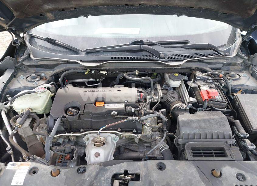 Photo 10 of 2018 Honda Civic LX (VIN 2HGFC2F5XJH597978)