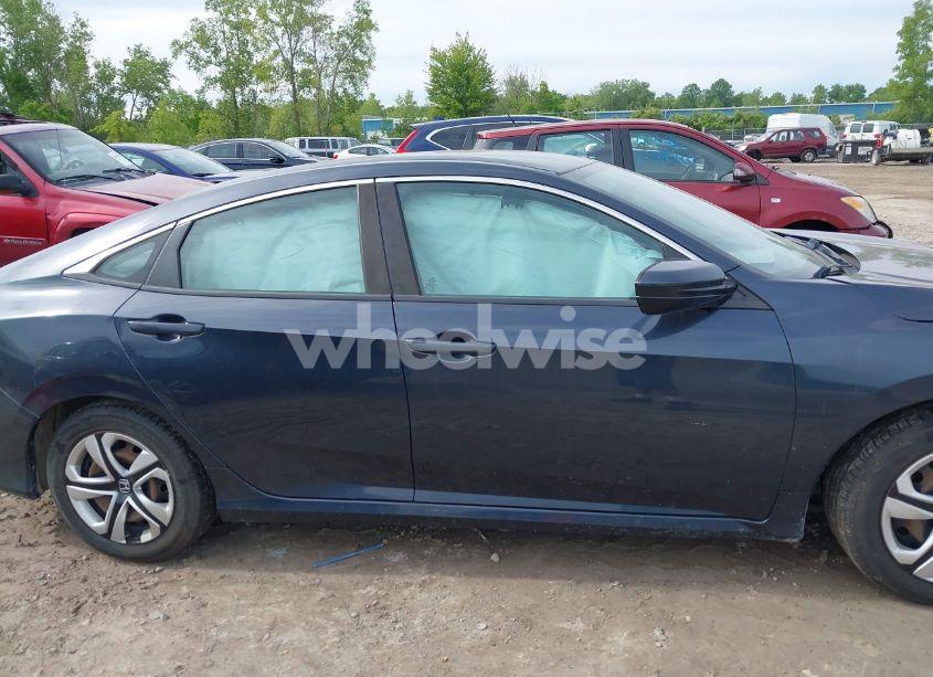 Photo 13 of 2018 Honda Civic LX (VIN 2HGFC2F5XJH597978)