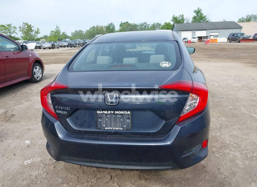 Photo 16 of 2018 Honda Civic LX (VIN 2HGFC2F5XJH597978)