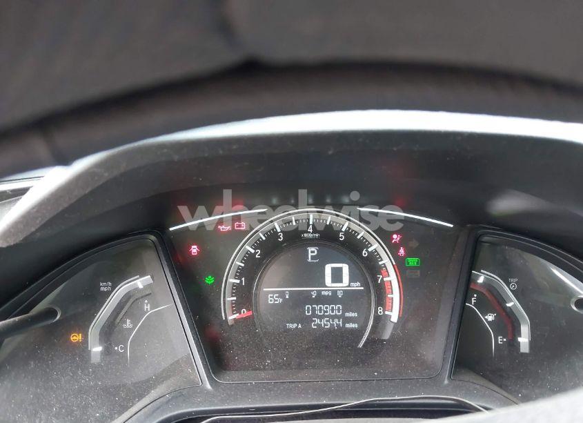 Photo 7 of 2018 Honda Civic LX (VIN 2HGFC2F5XJH597978)