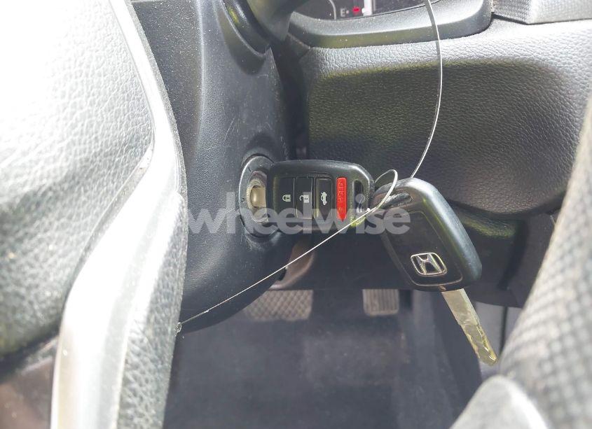 Photo 11 of 2018 Honda Civic LX (VIN 2HGFC2F5XJH604069)