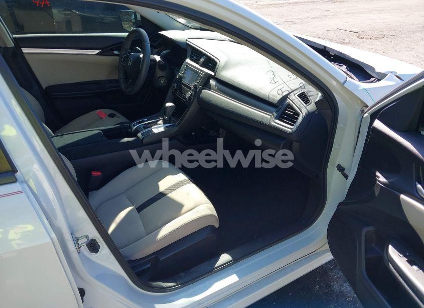 Photo 5 of 2019 Honda Civic LX (VIN 2HGFC2F60KH515136)