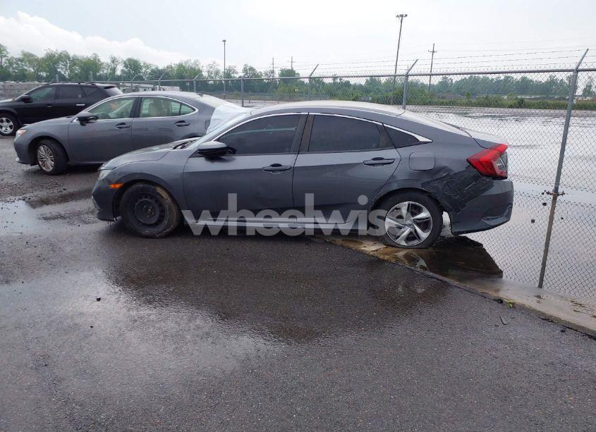 Photo 13 of 2019 Honda Civic LX (VIN 2HGFC2F60KH537797)