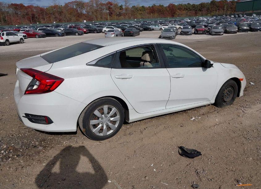 Photo 4 of 2019 Honda Civic LX (VIN 2HGFC2F60KH546516)