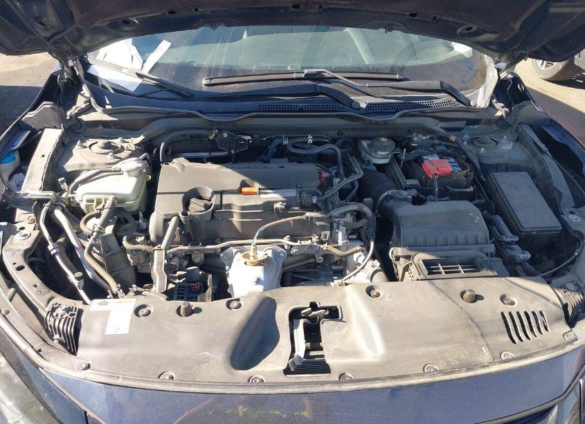 Photo 10 of 2019 Honda Civic LX (VIN 2HGFC2F60KH555927)