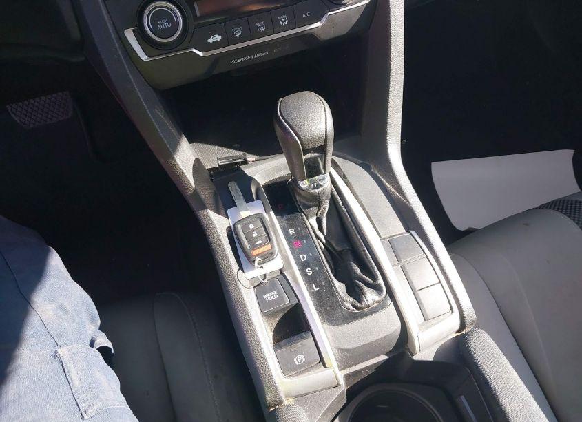 Photo 11 of 2019 Honda Civic LX (VIN 2HGFC2F60KH555927)