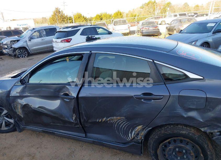 Photo 14 of 2019 Honda Civic LX (VIN 2HGFC2F60KH563204)