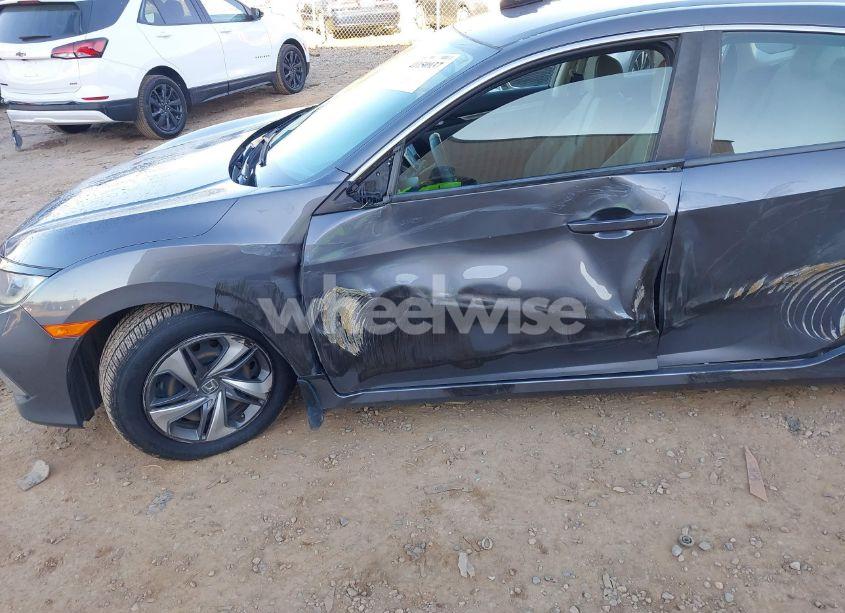 Photo 6 of 2019 Honda Civic LX (VIN 2HGFC2F60KH563204)