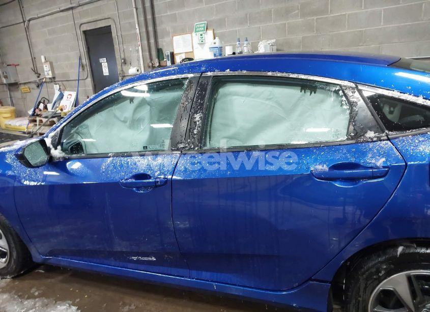 Photo 14 of 2019 Honda Civic LX (VIN 2HGFC2F60KH579886)